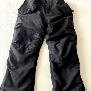 LE Black Ski/Snowboard Pants size 6